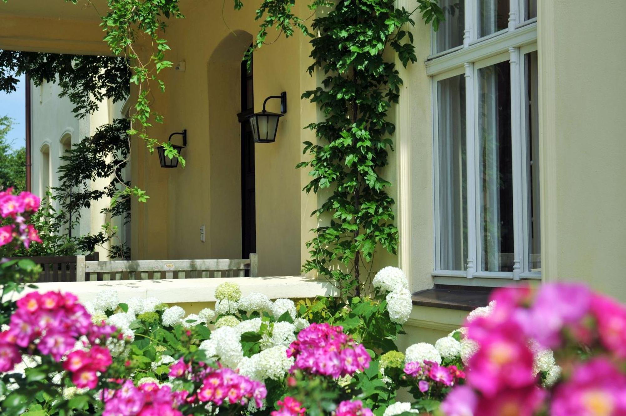 Villa Gutshaus Penzlin Meyenburg  Esterno foto
